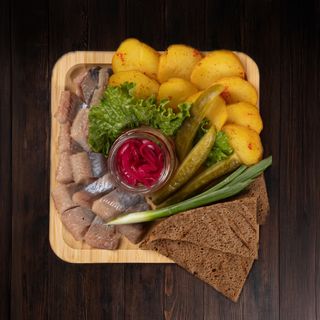 Селедка под водочку (250г)