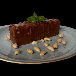 Десерт Сникерс