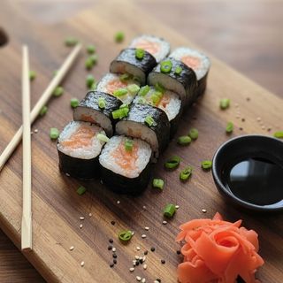 Саке маки 10 шт (200г)