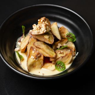 Обжаренные баклажаны в манговом соусе