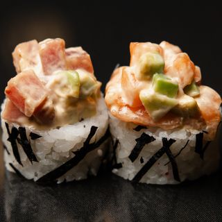 Сяке могуро