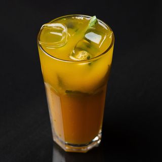 Лимонад Манго-маракуйя 