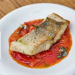 Речной судак с домашним лечо