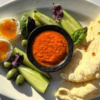 Йогуртовая пита с кабачковой икрой(300гр)