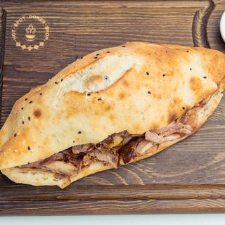 Донер в батоне куриный большой (440 г)