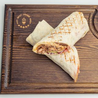 Донер в лаваше куриный большой (400 г)