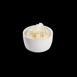 Лук маринованный (30г)