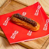 Эклер Тёмный шоколад