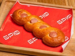 Сосиска в тесте (90г)