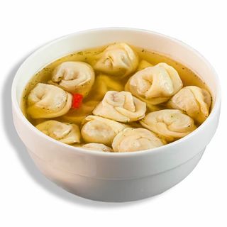 Пельмени с бульоном 