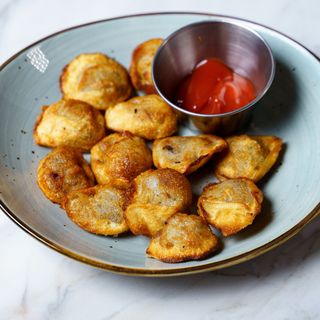 Жареные пельмени 