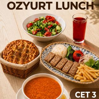 Сет 3 Сочные котлеты Инегель на гриле с рисом, картофелем фри и фирменным соусом + Свежий салат + Суп Мержимек ( пол порций) + Хлеб + Компот 0,33 л