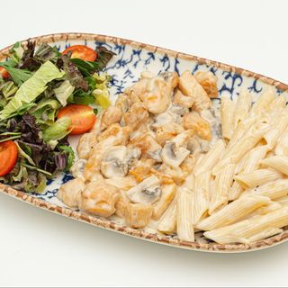 Курица с грибами и сливками