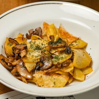 Жареный картофель с грибами (280г)