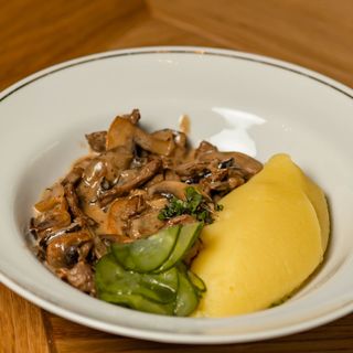 Строганов из говядины (380г)