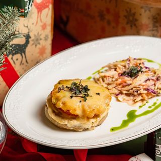 Куриная сливочная котлета с ананасом и сыром (270г)