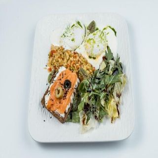 Боул с семгой