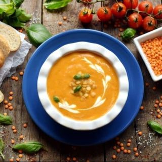 Чечевичный суп с копченой говядиной