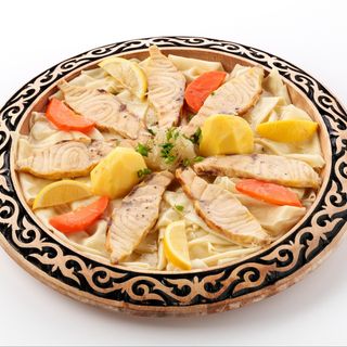 Фиш бешбармак с осетром на компанию 1кг