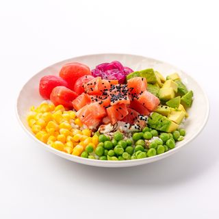 Поке боул с лососем (Киноа)