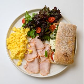 Итальянский завтра 