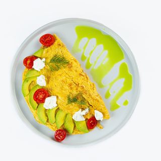 Омлет с авокадо