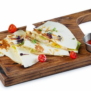 Кесадилья с курицей