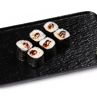 Маки с угрем