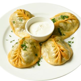 Манты жареные с говядиной