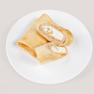 Блинчик с творогом изюмом(1шт/60г)