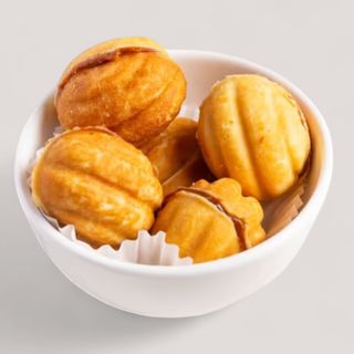 Орешки с вареной сгущенкой (5 шт)