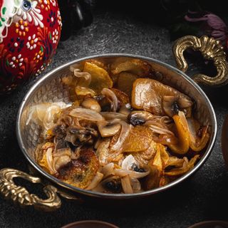 Картофель по домашнему с грибами