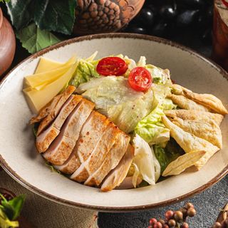 Цезарь с курицей