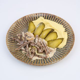 Бефстроганов с пюре (350 г)