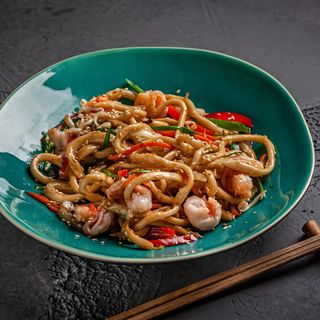 Удон с морепродуктами