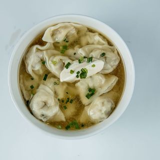 Пельмени с бульоном (400г)