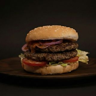 Говяжий гамбургер двойной(340г)