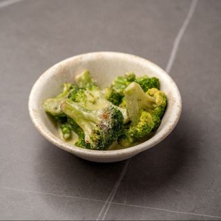 Брокколи в сливочном соусе (280г)