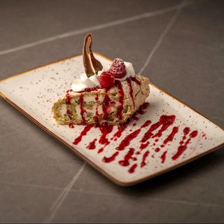 Фисташковый рулет (120г)