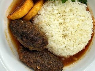 Рис говяжьей котлетой(300г)