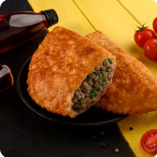 Чебурек с мраморной говядиной и джусаем (180г)