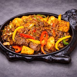 Мясо по-Алматинский+компот 0.5 в подарок