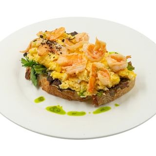 Тост с креветками