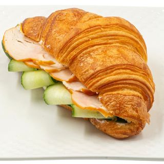 Круассан с курицей