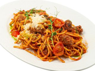 Паста с митболами