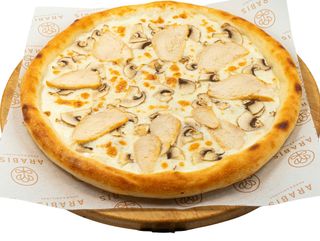 Пицца с курицей и грибами
