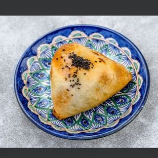 Самса тандырная  баранина