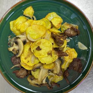 КАРТОФЕЛЬ ПО ДЕРЕВЕНСКИЙ