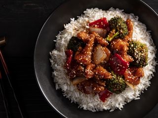 Курица в кунжутном соусе - SOLO (290г)