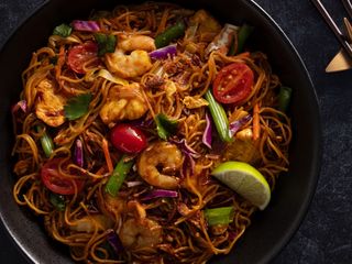 Лапша в Сингапурском стиле